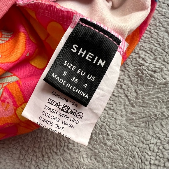 Shein Floral Hippie Retro Bohemian Two-Piece Bell Bottom Halter Crop Top Outfit - Picture 3 of 17